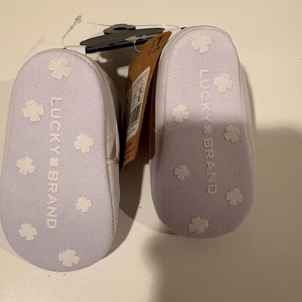 NWT Lucky Brand Crib Shoes